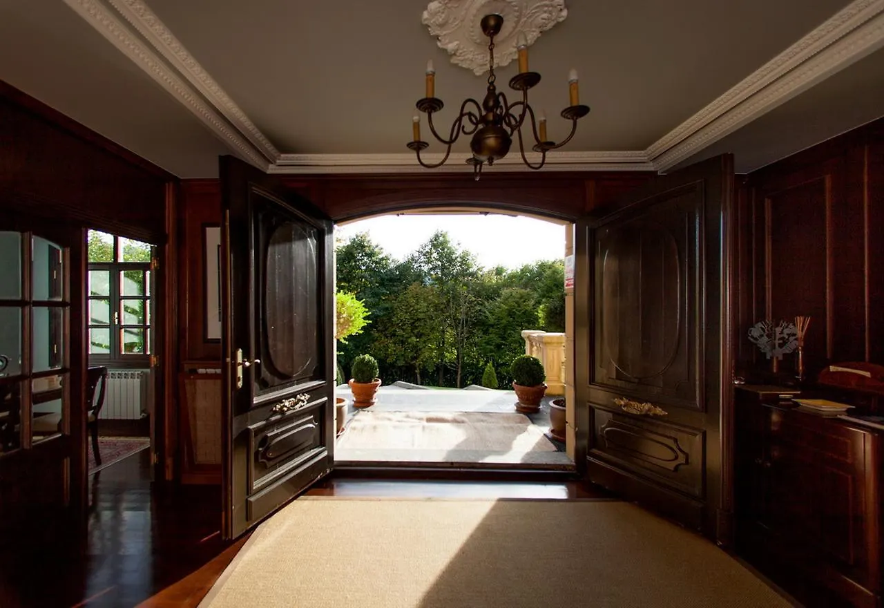 Family Home In Oiartzun With Mountain View 0*,  España