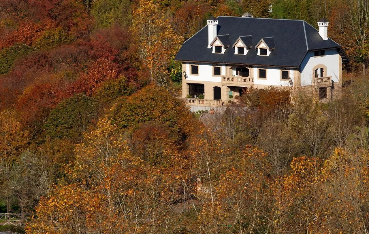 Casa vacanze Family Home In Oiartzun With Mountain View Spagna
